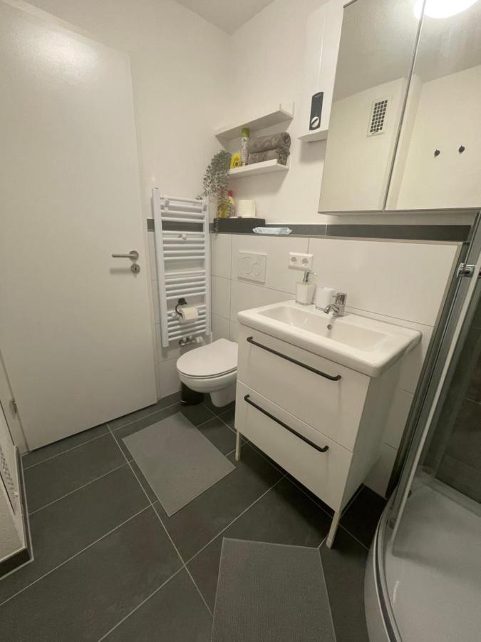 #4 Modern & Comfortable Apartment Memmingen Bagian luar foto